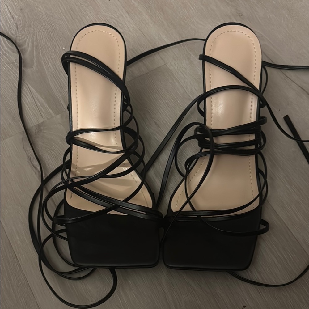 Elegant Black Strappy Women's Heels